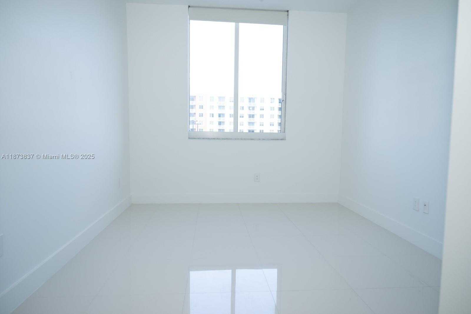 Small Image of 2775 NORTH EAST 187TH ST #PH24, Aventura Number 26