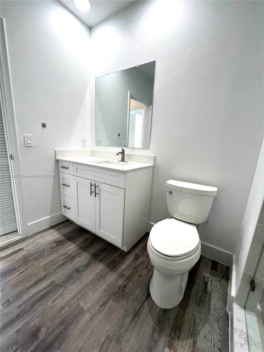 Small Image of 2775 NORTH EAST 187TH ST #PH24, Aventura Number 30