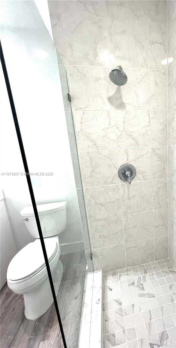 Small Image of 2775 NORTH EAST 187TH ST #PH24, Aventura Number 34