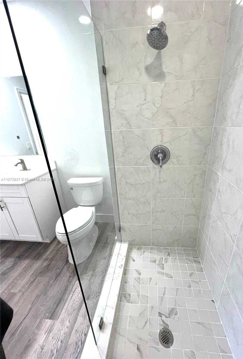 Small Image of 2775 NORTH EAST 187TH ST #PH24, Aventura Number 36