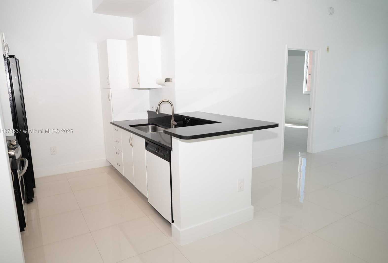 Small Image of 2775 NORTH EAST 187TH ST #PH24, Aventura Number 4