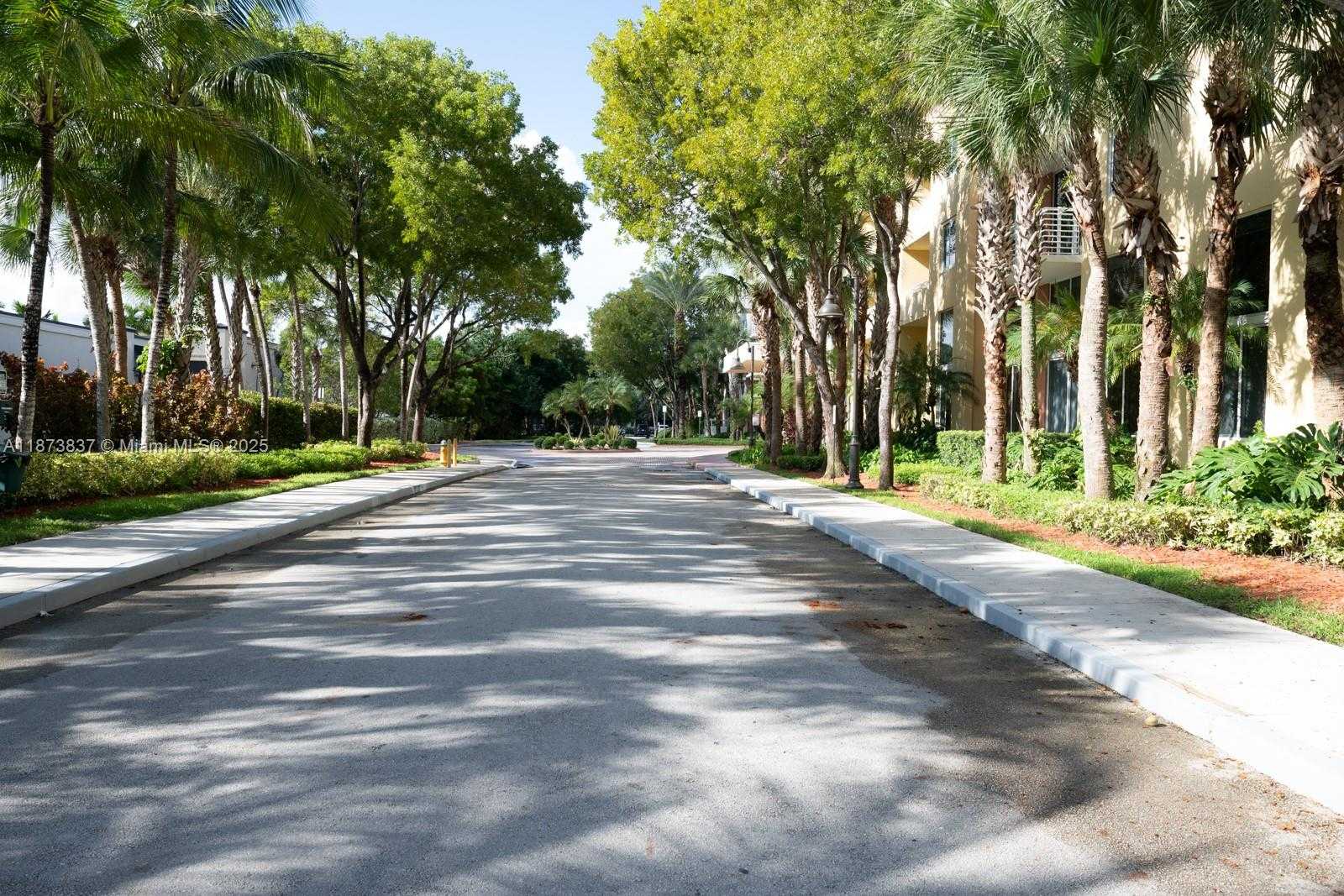 Small Image of 2775 NORTH EAST 187TH ST #PH24, Aventura Number 86