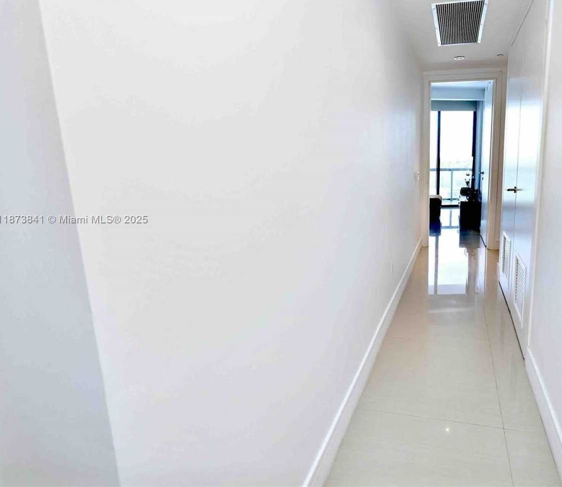 Small Image of 3250 NORTH EAST 188TH ST #502, Aventura Number 11