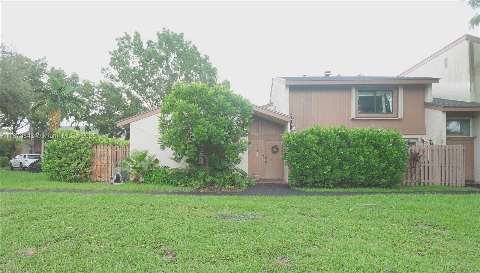 Small Image of 11491 SOUTH WEST 109TH RD #15A, Miami Number 11