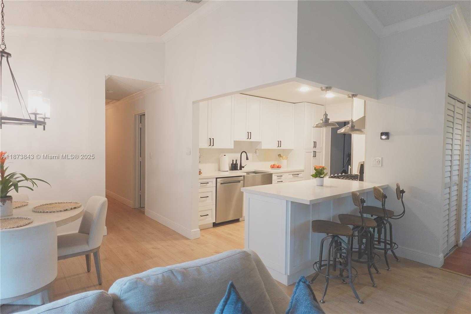 Small Image of 11491 SOUTH WEST 109TH RD #15A, Miami Number 5