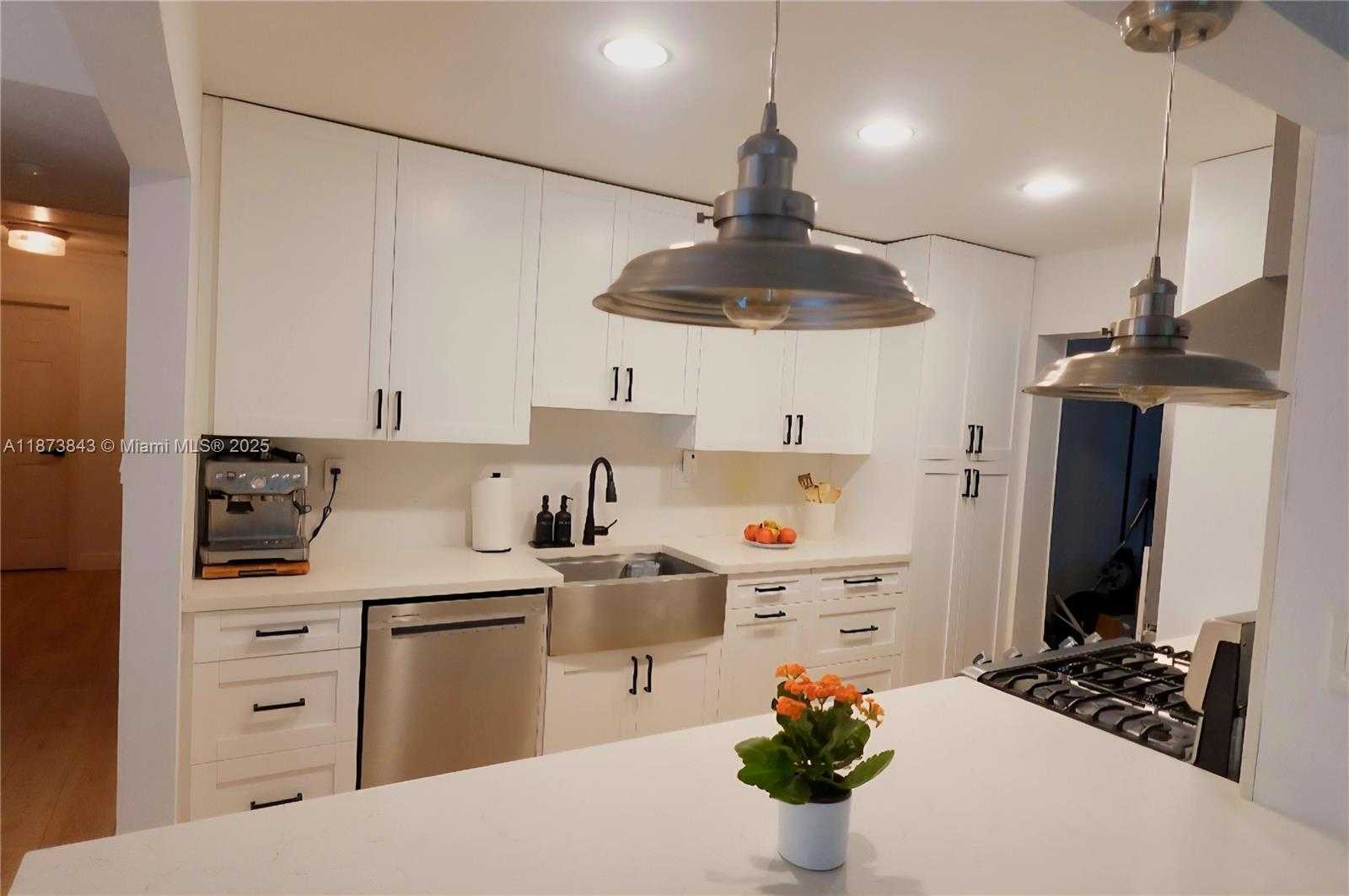 Small Image of 11491 SOUTH WEST 109TH RD #15A, Miami Number 7