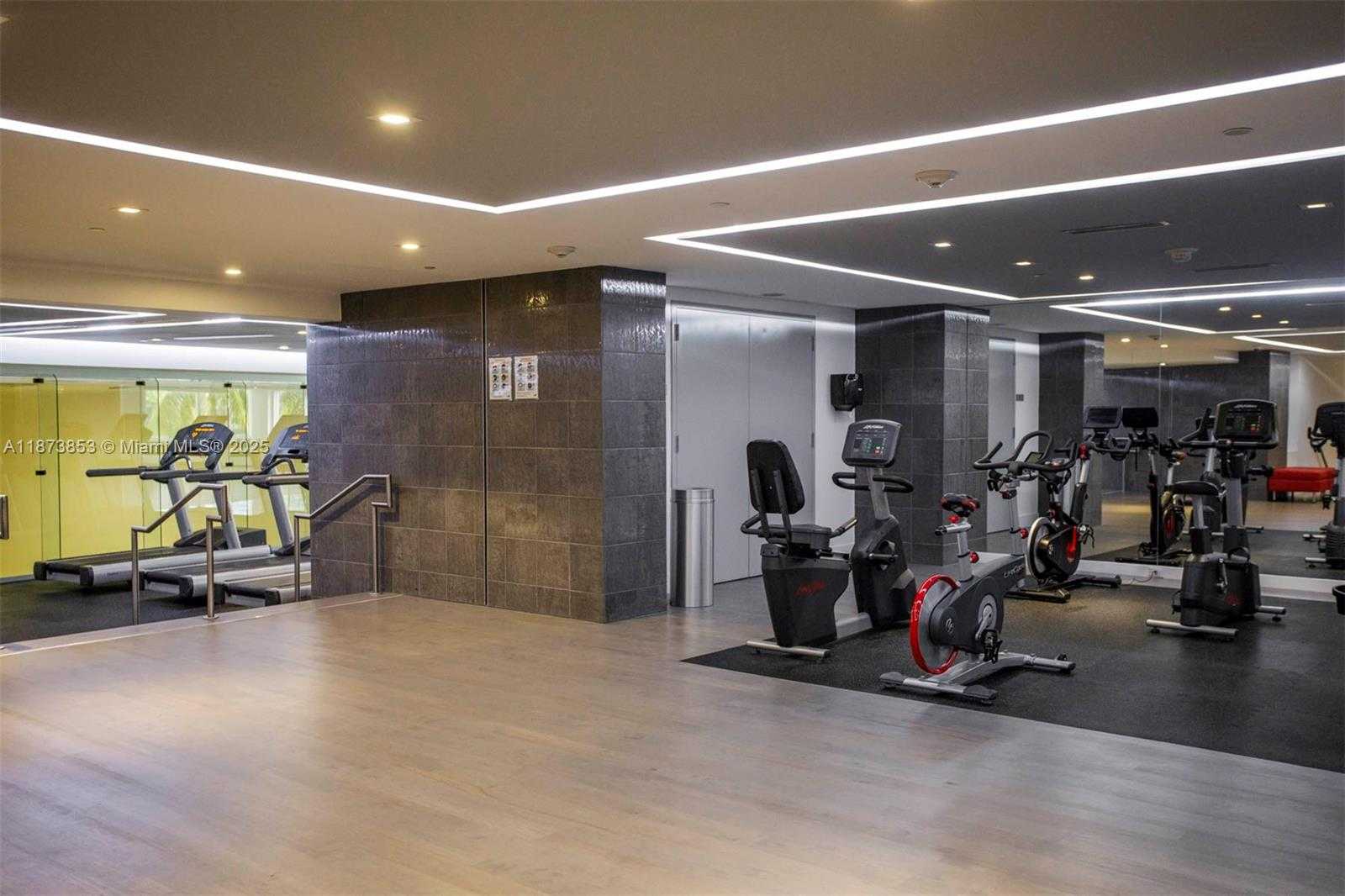 Small Image of 901 BRICKELL KEY BLVD #3301, Miami Number 18