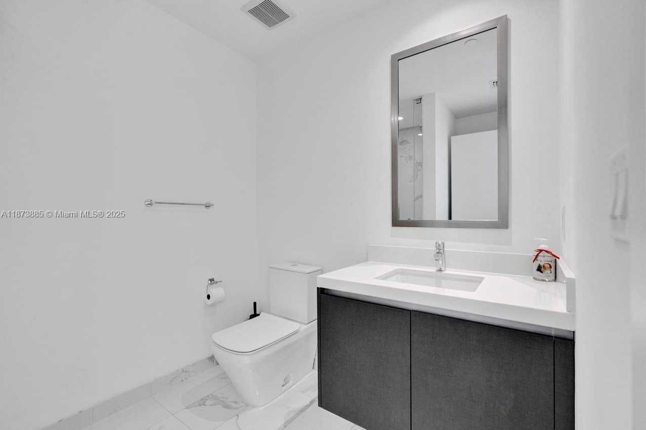 Small Image of 851 NORTH EAST 1ST AVE #1411, Miami Number 26