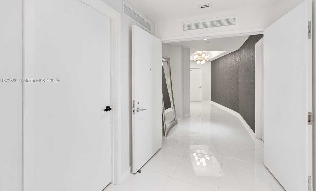 Small Image of 851 NORTH EAST 1ST AVE #1411, Miami Number 38