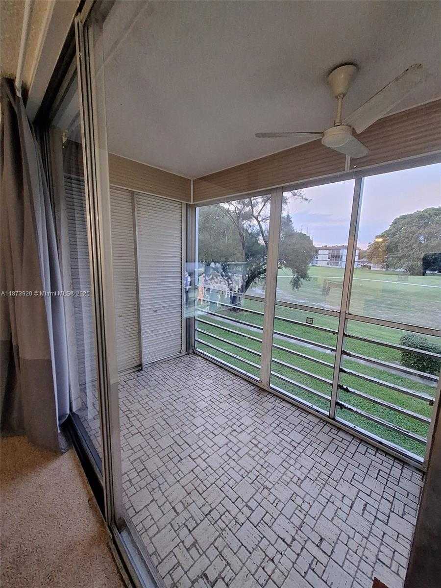 Small Image of 8401 LAGOS DE CAMPO BLVD #204V, Tamarac Number 15