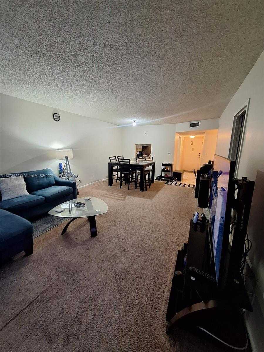Small Image of 8401 LAGOS DE CAMPO BLVD #204V, Tamarac Number 2