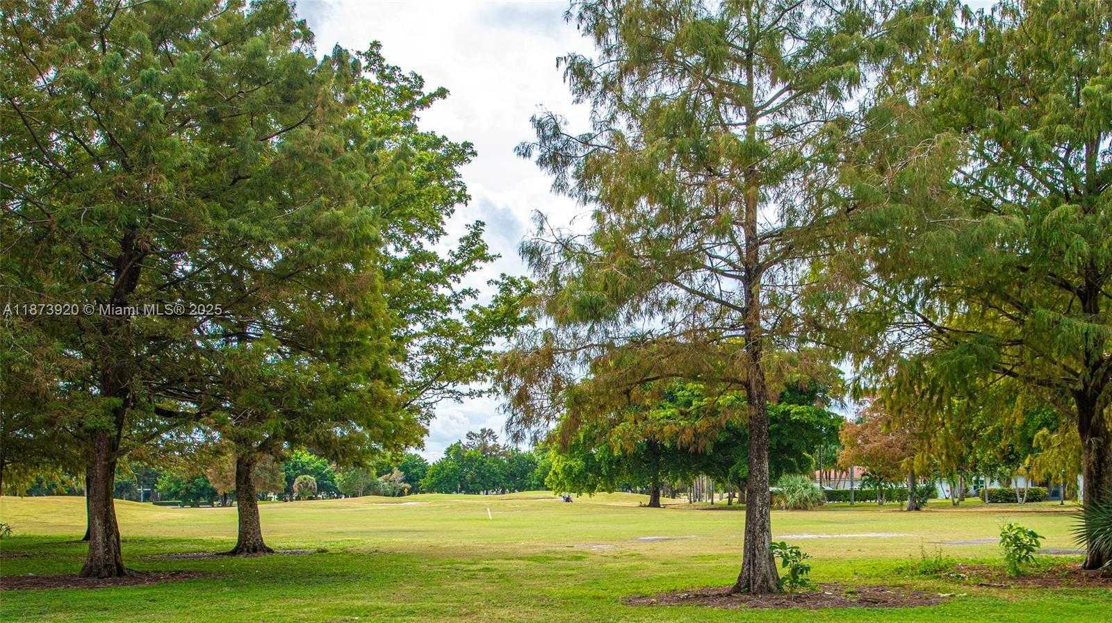 Small Image of 8401 LAGOS DE CAMPO BLVD #204V, Tamarac Number 23