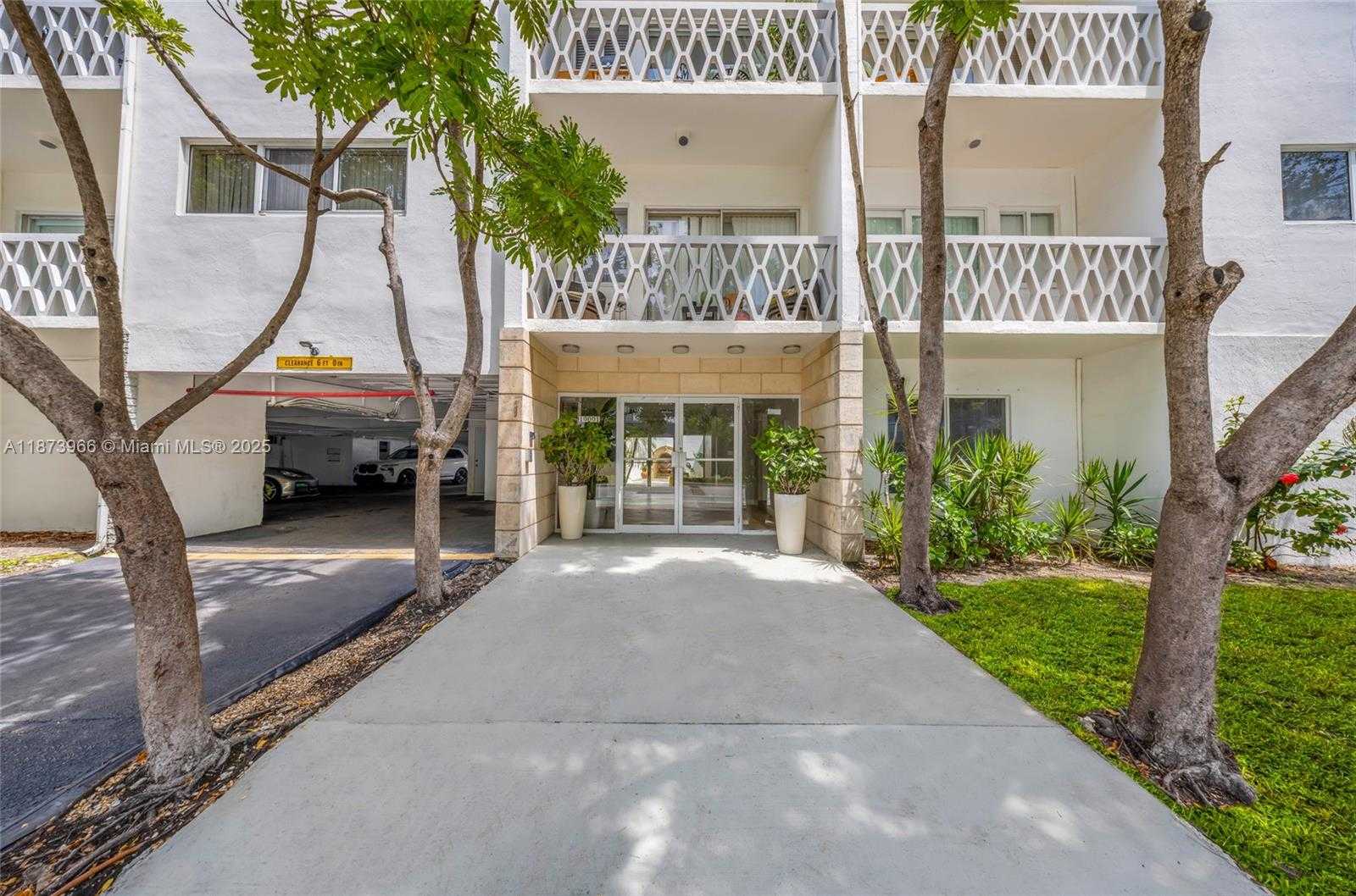 Small Image of 10001 WEST BAY HARBOR DR #404, Bay Harbor Islands Number 2