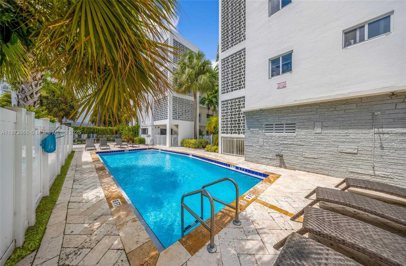Small Image of 10001 WEST BAY HARBOR DR #404, Bay Harbor Islands Number 26