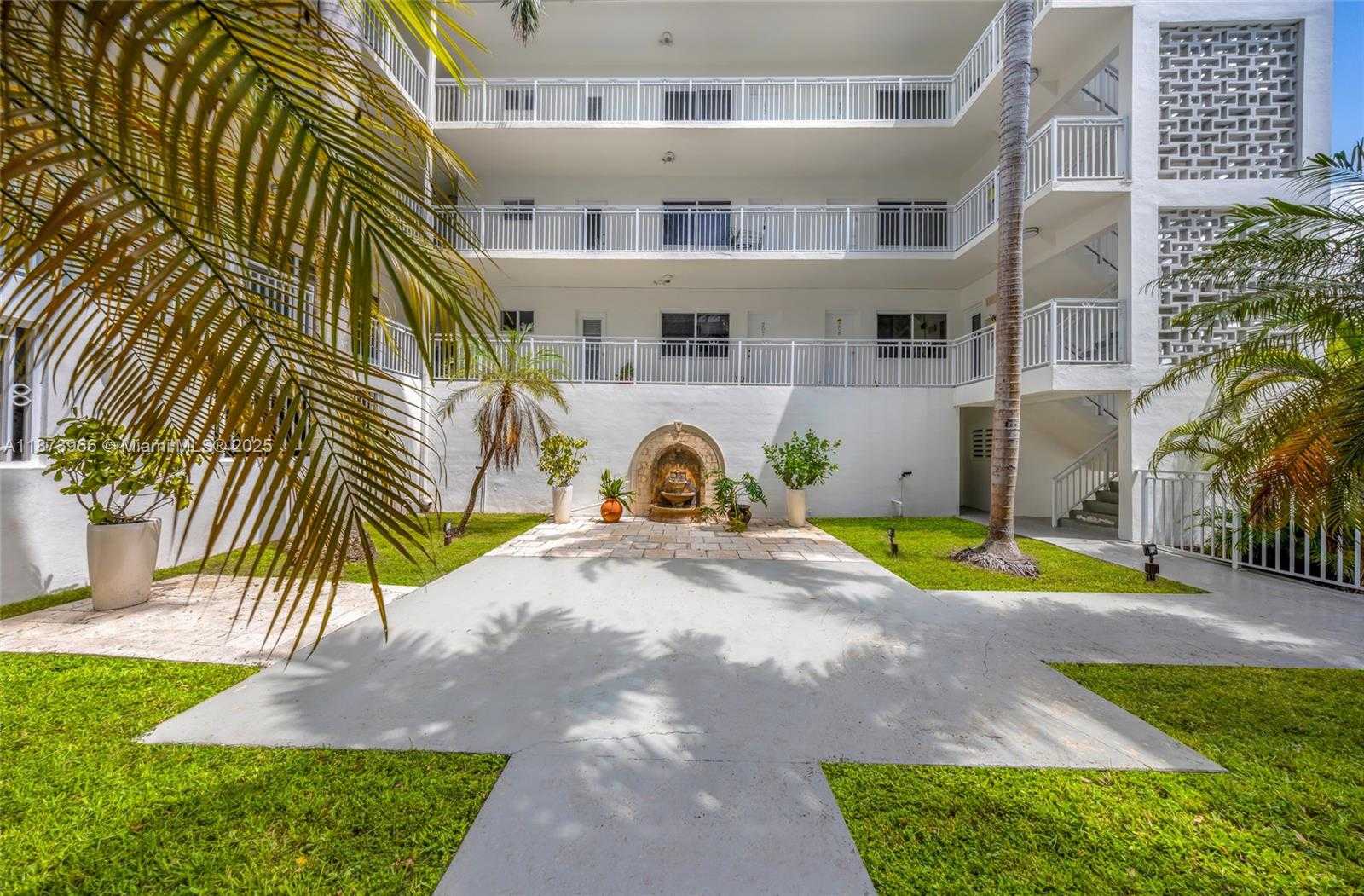 Small Image of 10001 WEST BAY HARBOR DR #404, Bay Harbor Islands Number 30