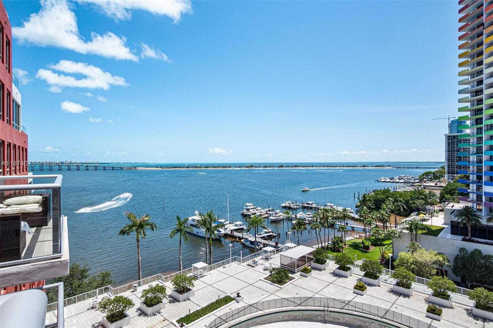 Small Image of 1541 BRICKELL AVE #C-1007, Miami Number 4
