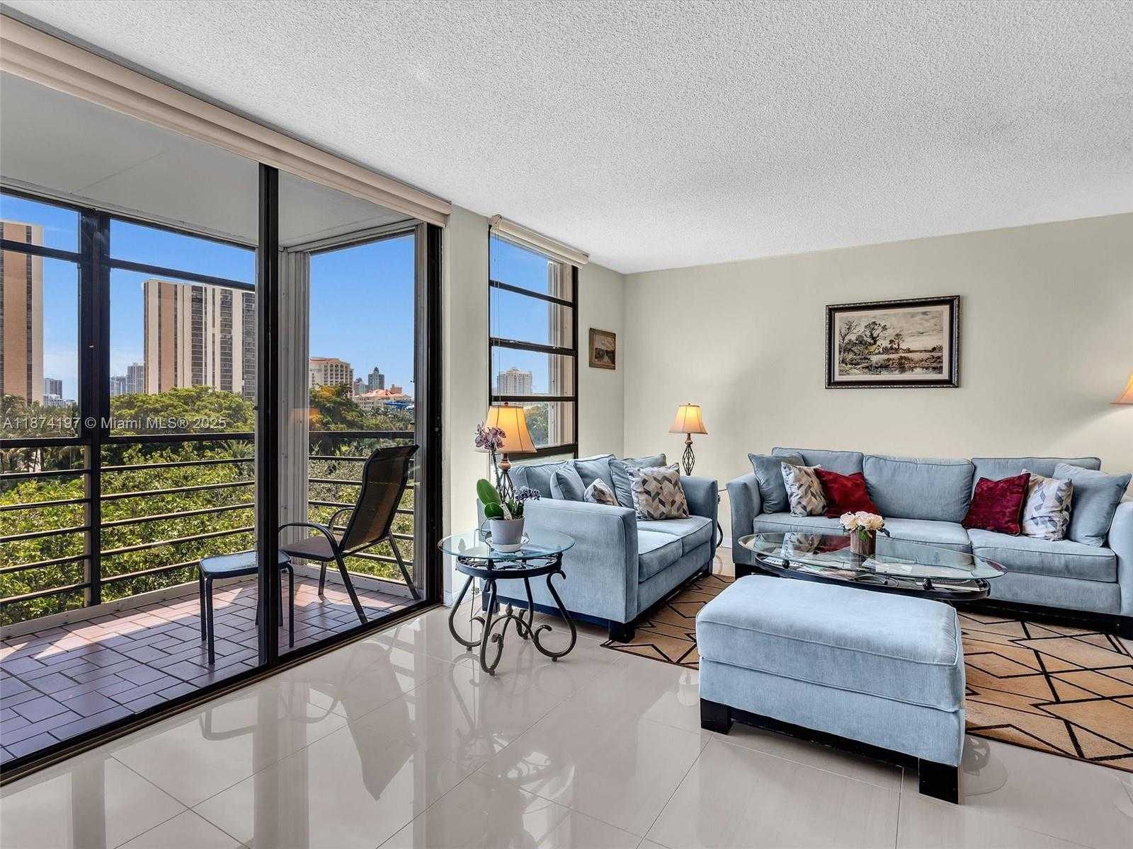 Small Image of 20400 WEST COUNTRY CLUB DR #605, Aventura Number 10