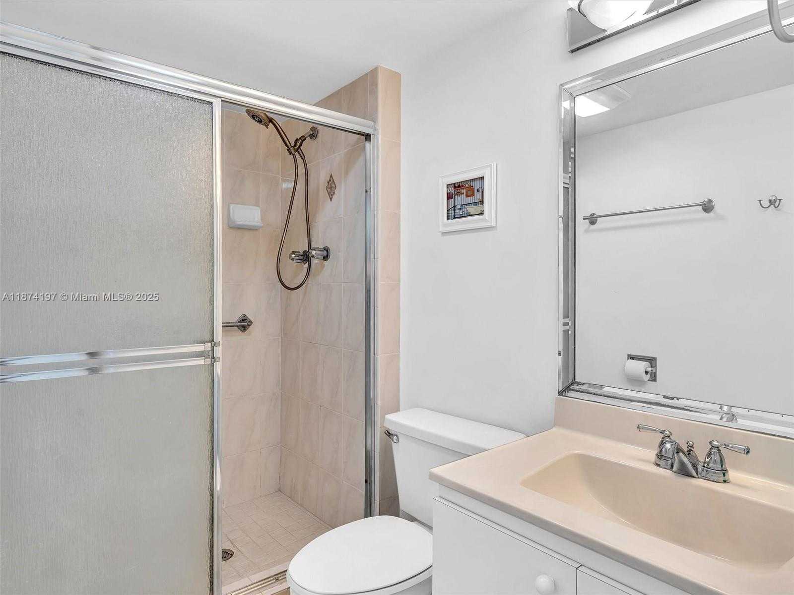 Small Image of 20400 WEST COUNTRY CLUB DR #605, Aventura Number 37