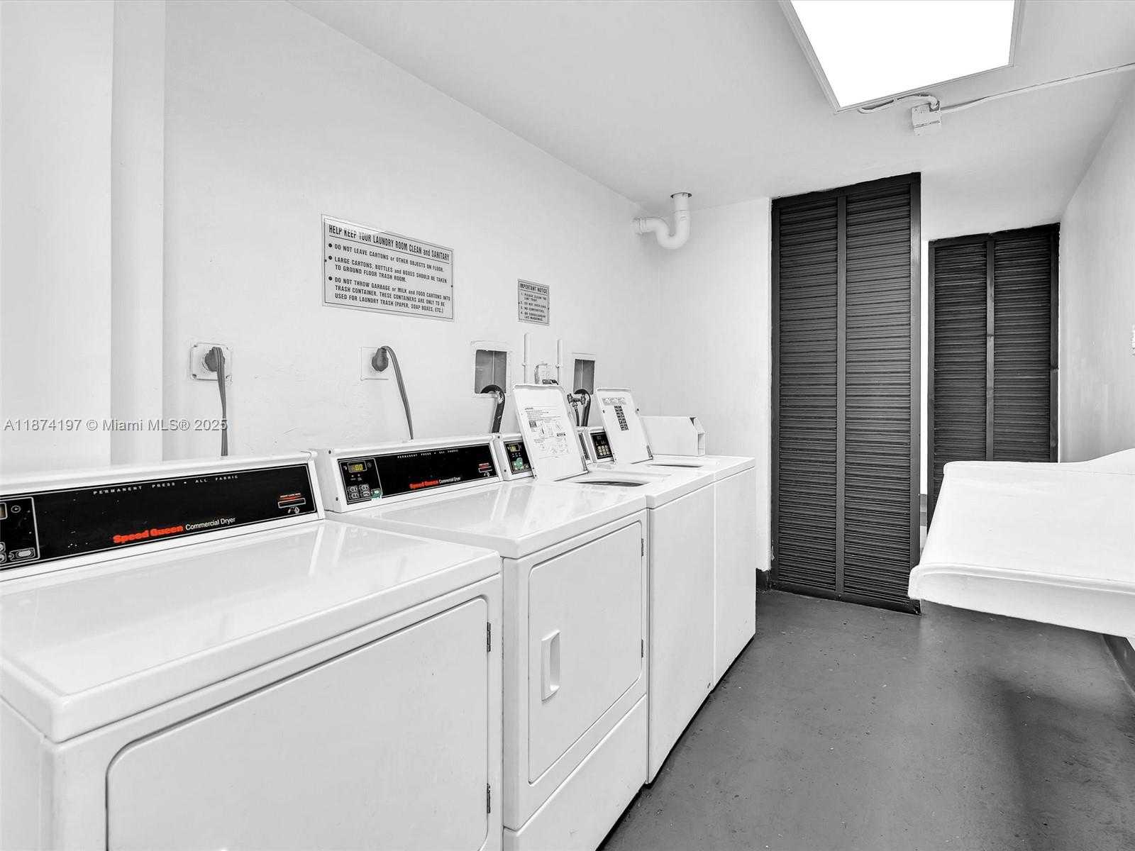 Small Image of 20400 WEST COUNTRY CLUB DR #605, Aventura Number 44