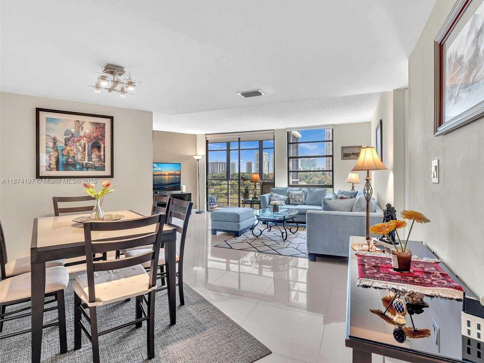 Small Image of 20400 WEST COUNTRY CLUB DR #605, Aventura Number 7