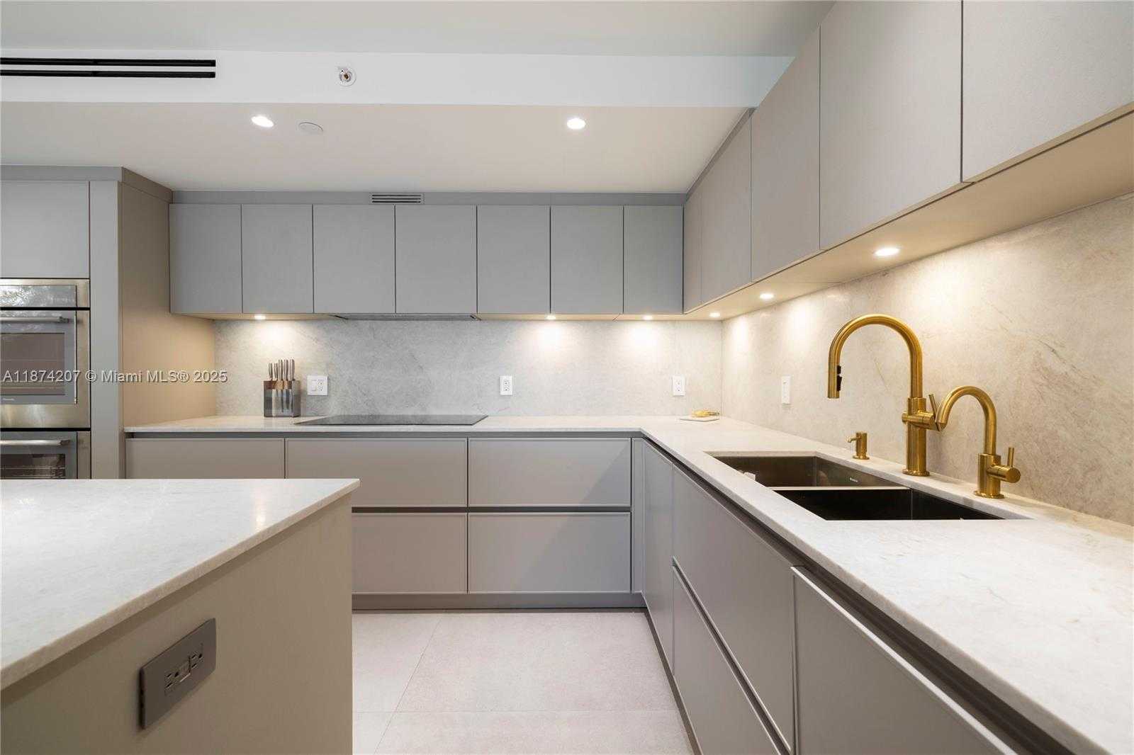 Small Image of 10205 COLLINS AVE #603, Bal Harbour Number 8