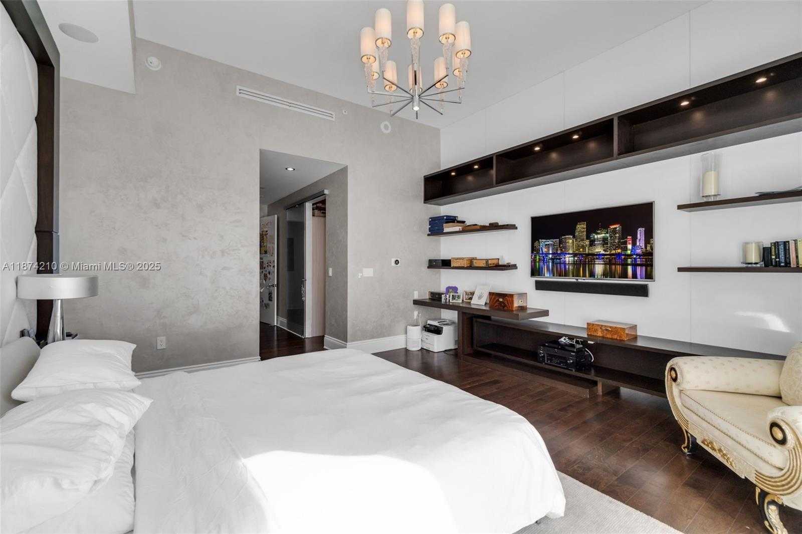 Small Image of 900 BRICKELL KEY BLVD #2904, Miami Number 21