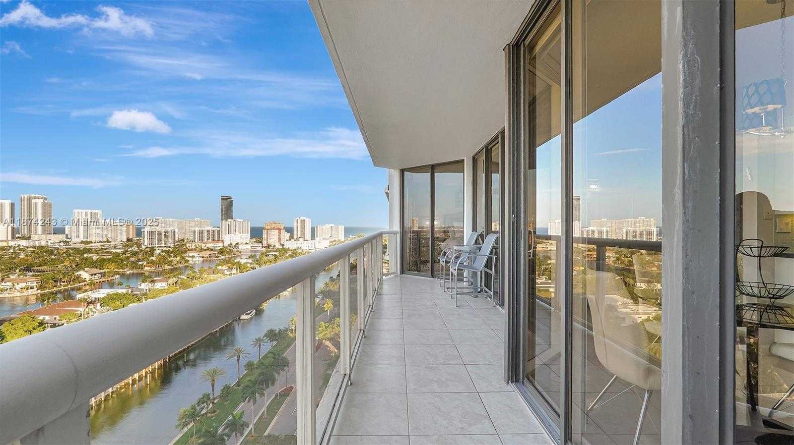 Small Image of 3598 YACHT CLUB DR #1901, Aventura Number 33