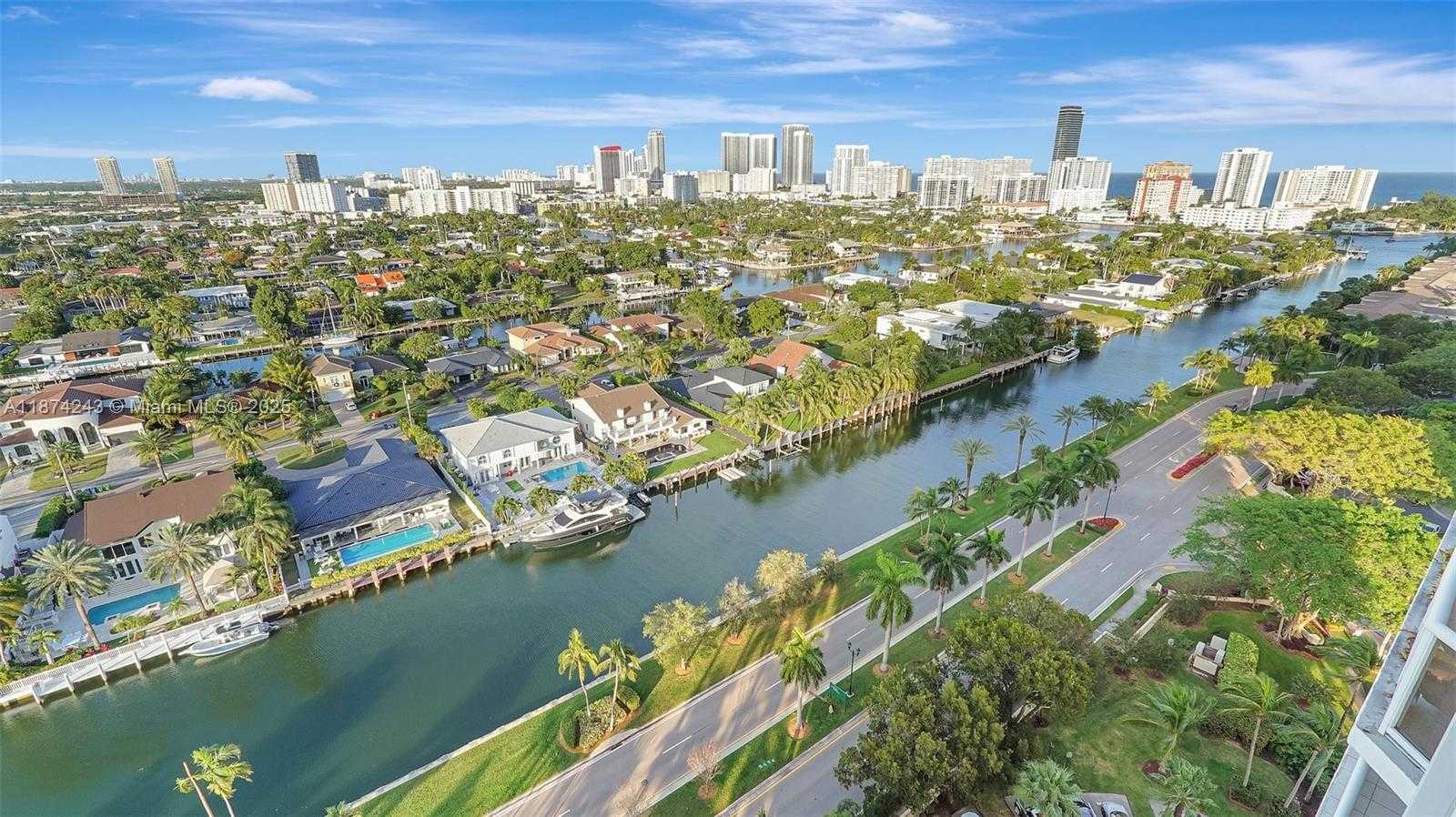 Small Image of 3598 YACHT CLUB DR #1901, Aventura Number 37