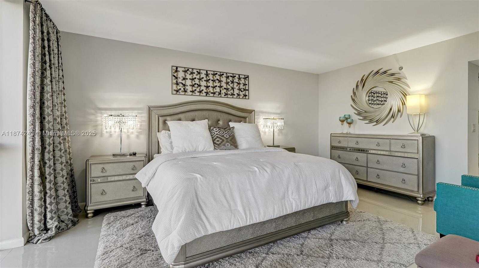 Small Image of 3598 YACHT CLUB DR #1901, Aventura Number 39