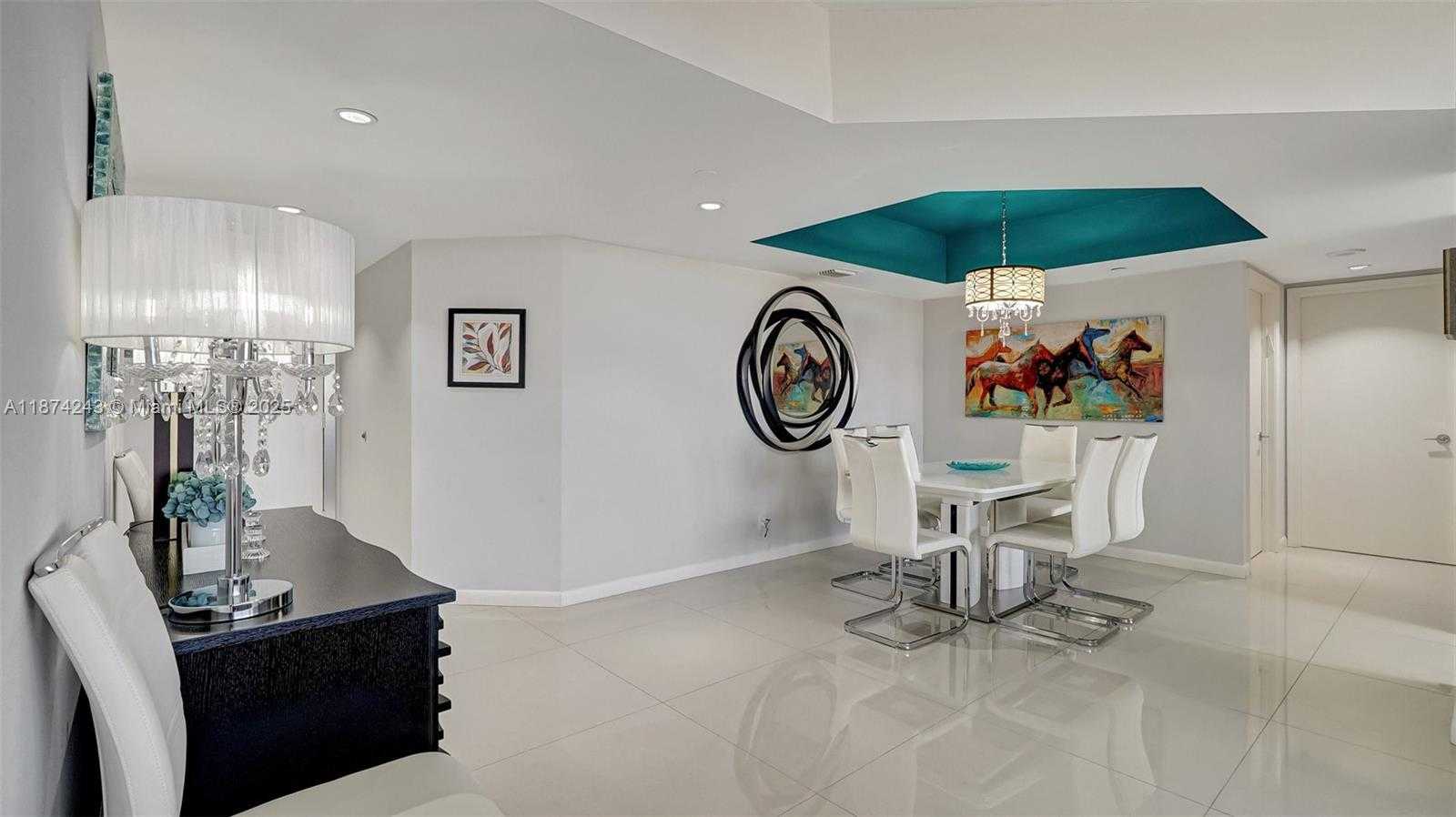 Small Image of 3598 YACHT CLUB DR #1901, Aventura Number 4