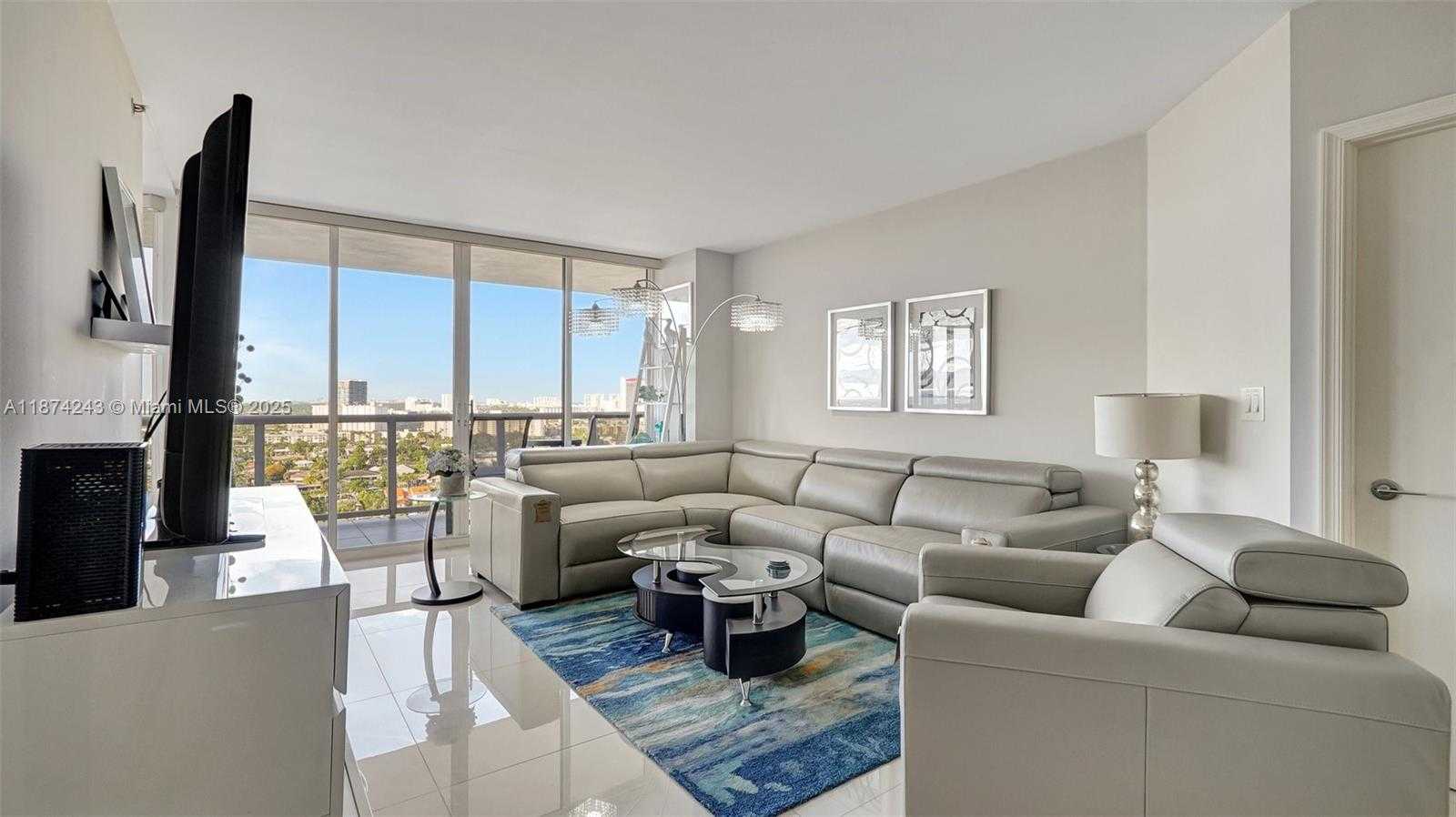 Small Image of 3598 YACHT CLUB DR #1901, Aventura Number 45