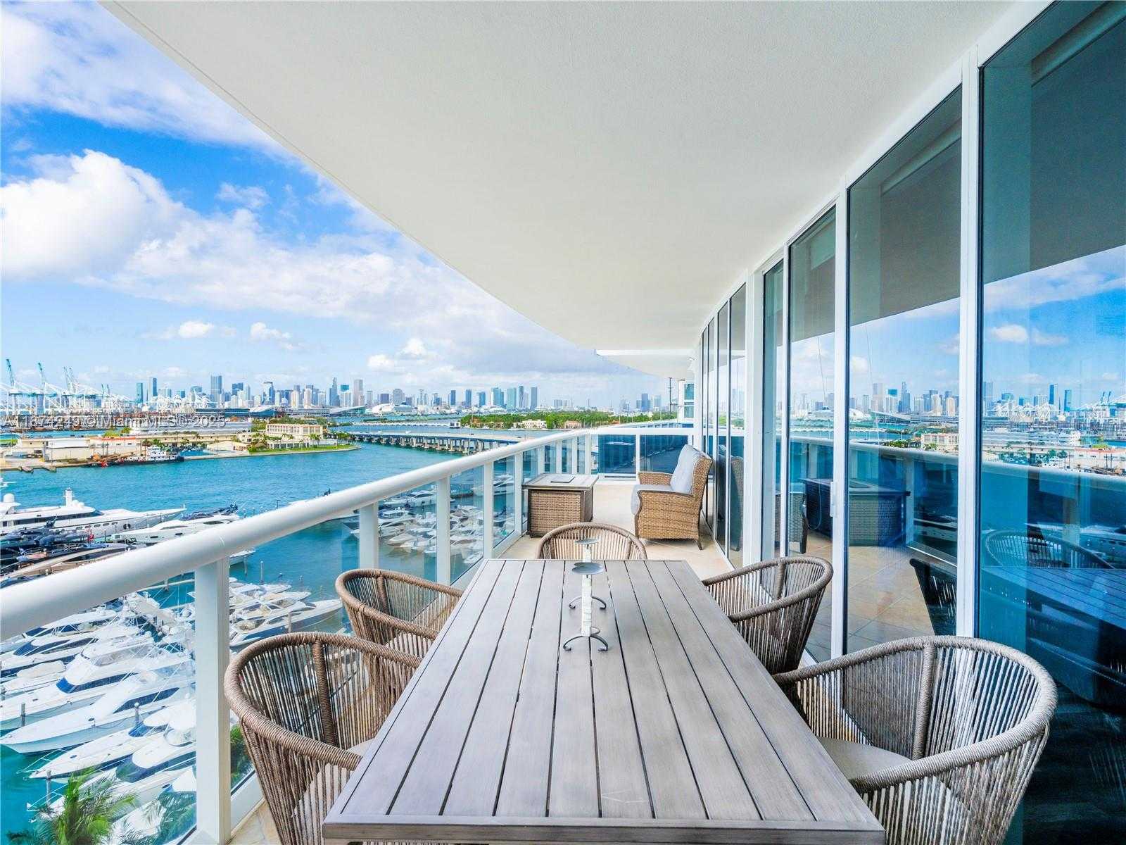 Small Image of 400 ALTON RD #1104, Miami Beach Number 4