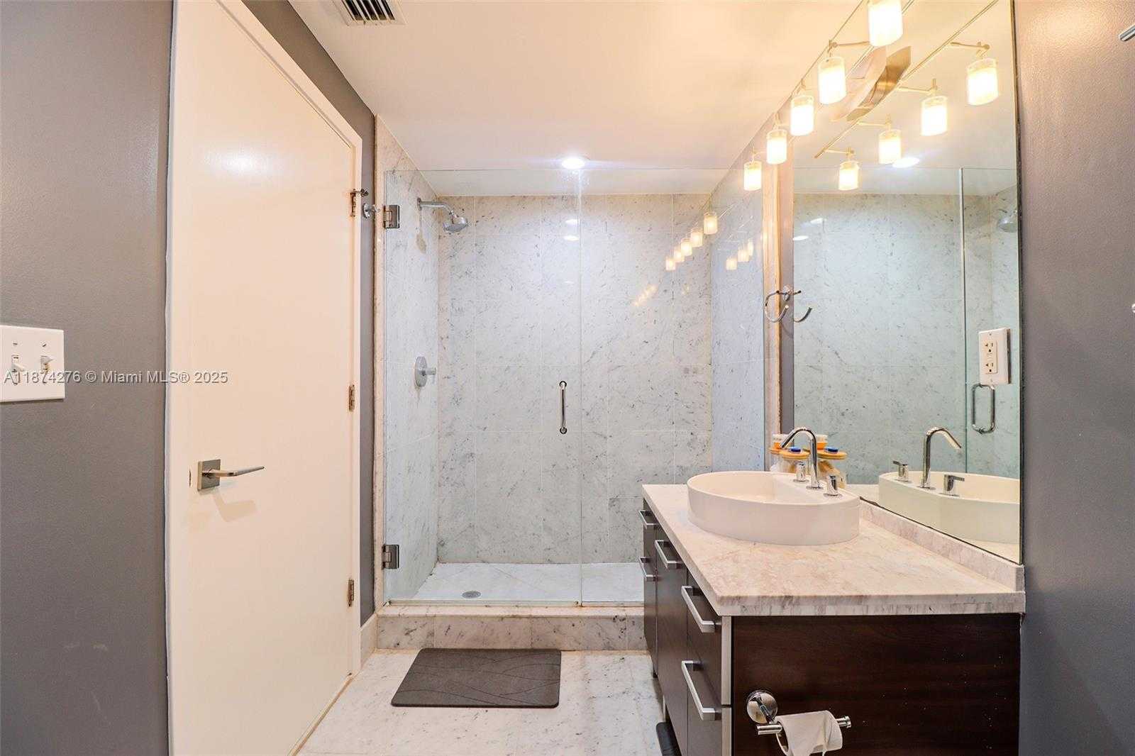 Small Image of 253 NORTH EAST 2ND ST #1907, Miami Number 18