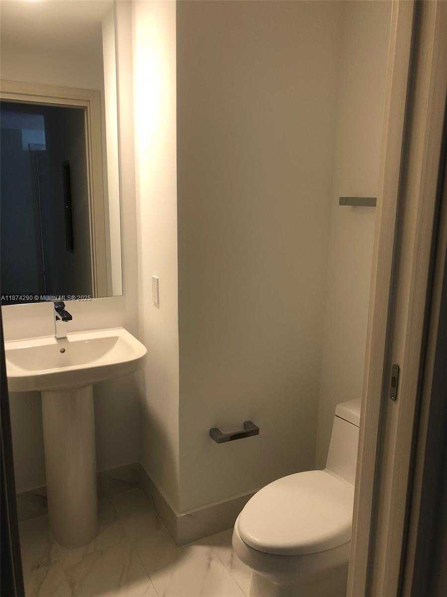 Small Image of 801 SOUTH MIAMI AVE #3903, Miami Number 11