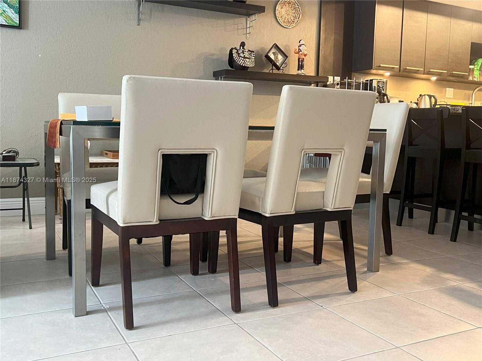 Small Image of 18051 Biscayne Blvd, Aventura, FL 33160, USA Number 20