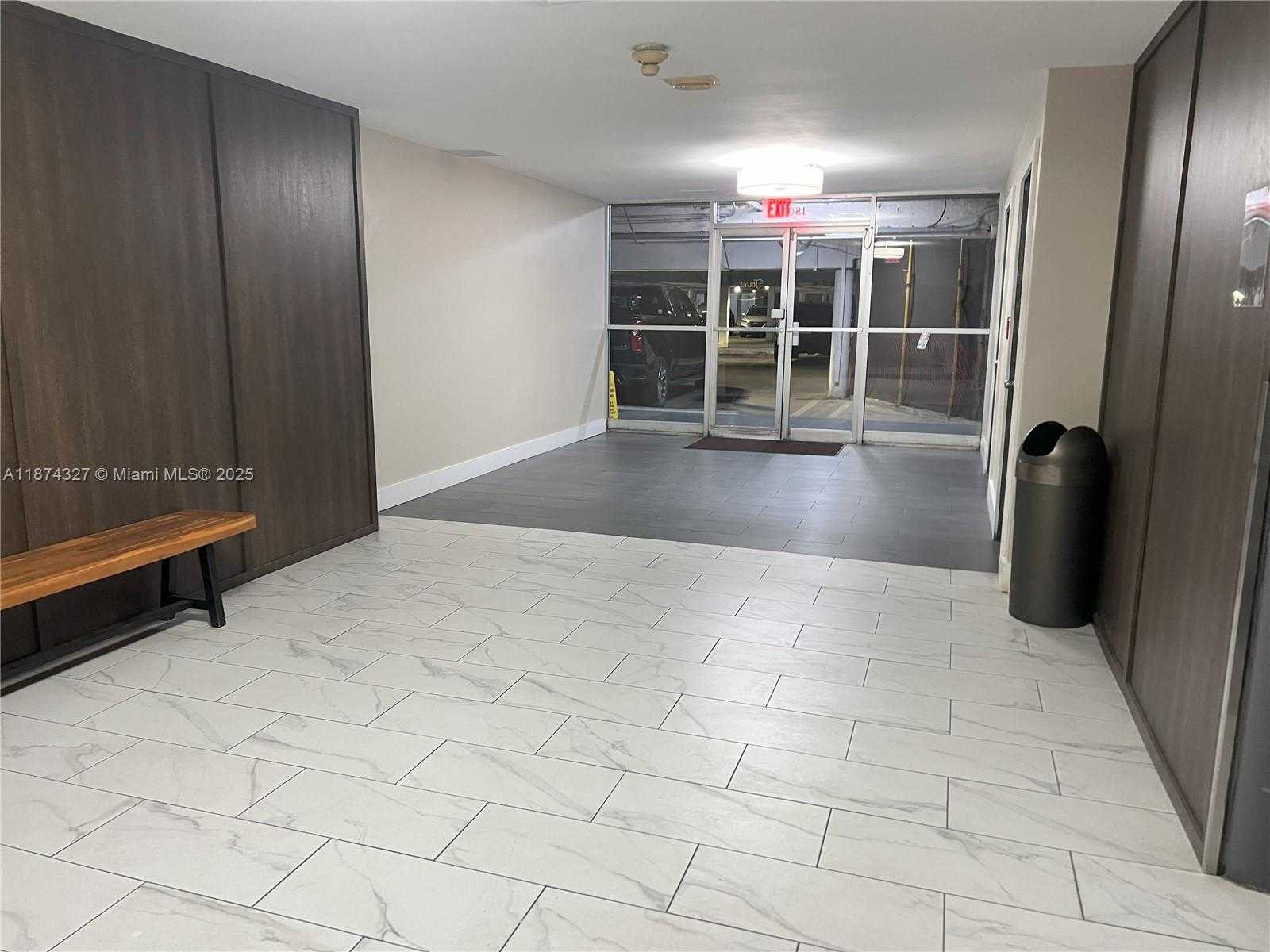Small Image of 18051 Biscayne Blvd, Aventura, FL 33160, USA Number 7