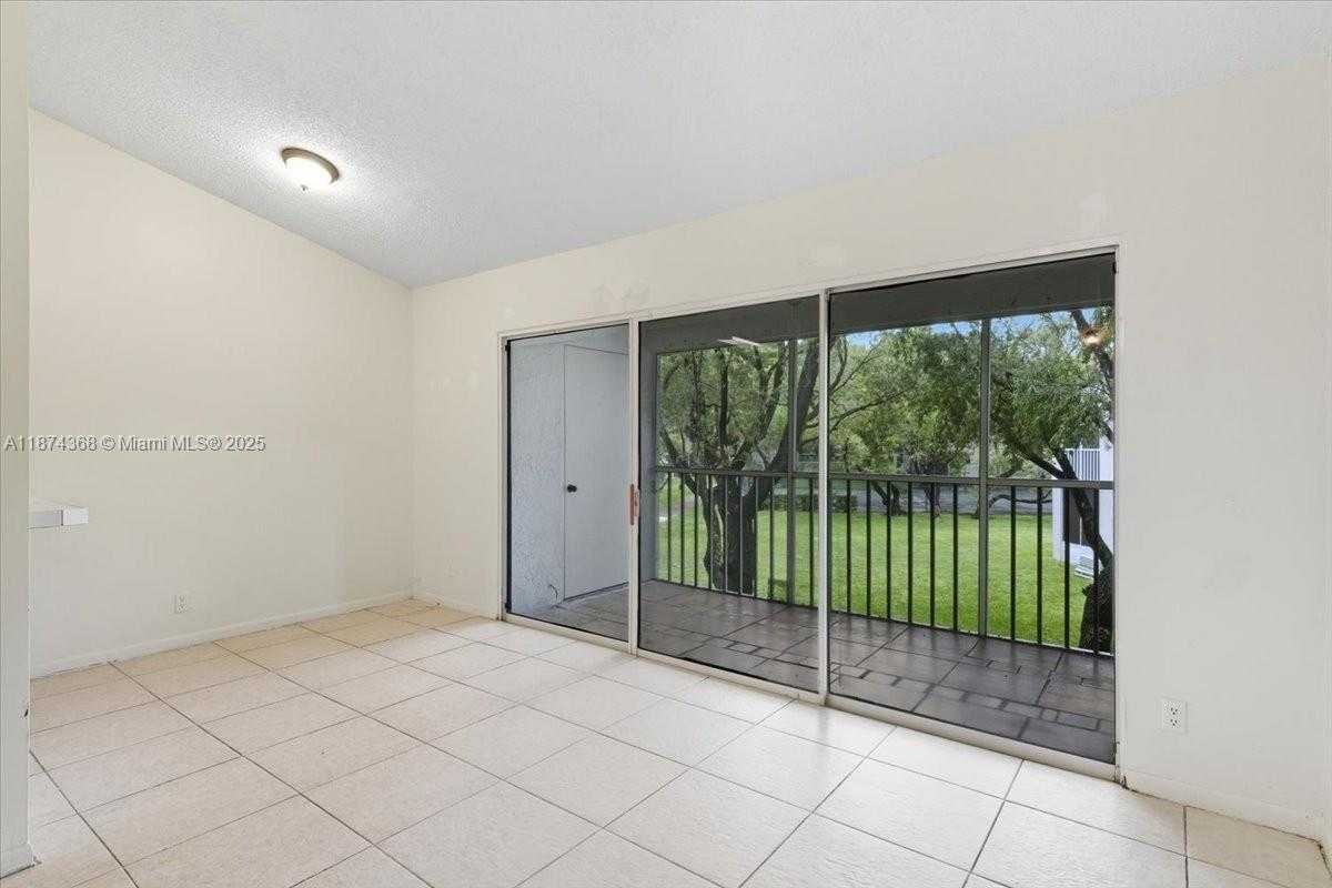Small Image of 9167 SOUTH WEST 138TH PL #9167, Miami Number 3