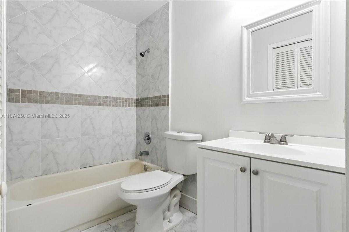 Small Image of 9167 SOUTH WEST 138TH PL #9167, Miami Number 7