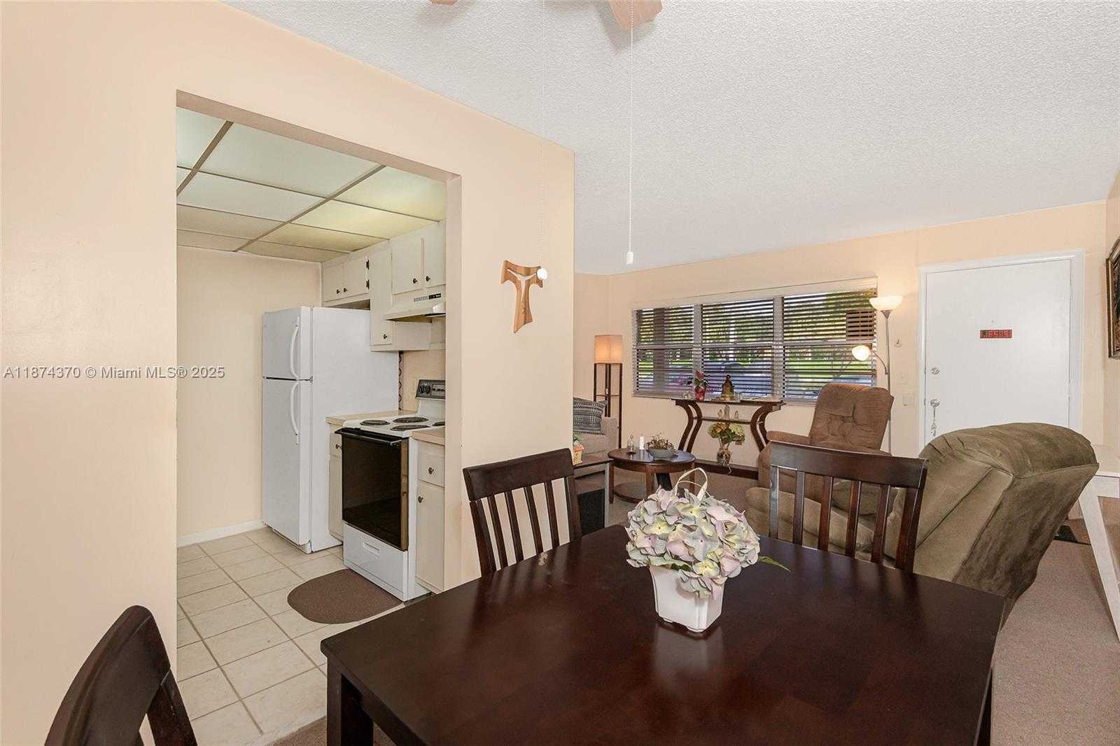Small Image of 1551 SOUTH WEST 135TH TER #108G, Pembroke Pines Number 15