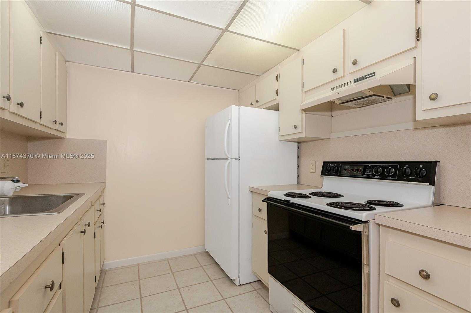 Small Image of 1551 SOUTH WEST 135TH TER #108G, Pembroke Pines Number 16