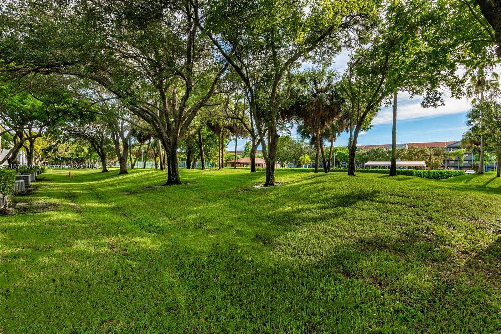 Small Image of 1551 SOUTH WEST 135TH TER #108G, Pembroke Pines Number 23