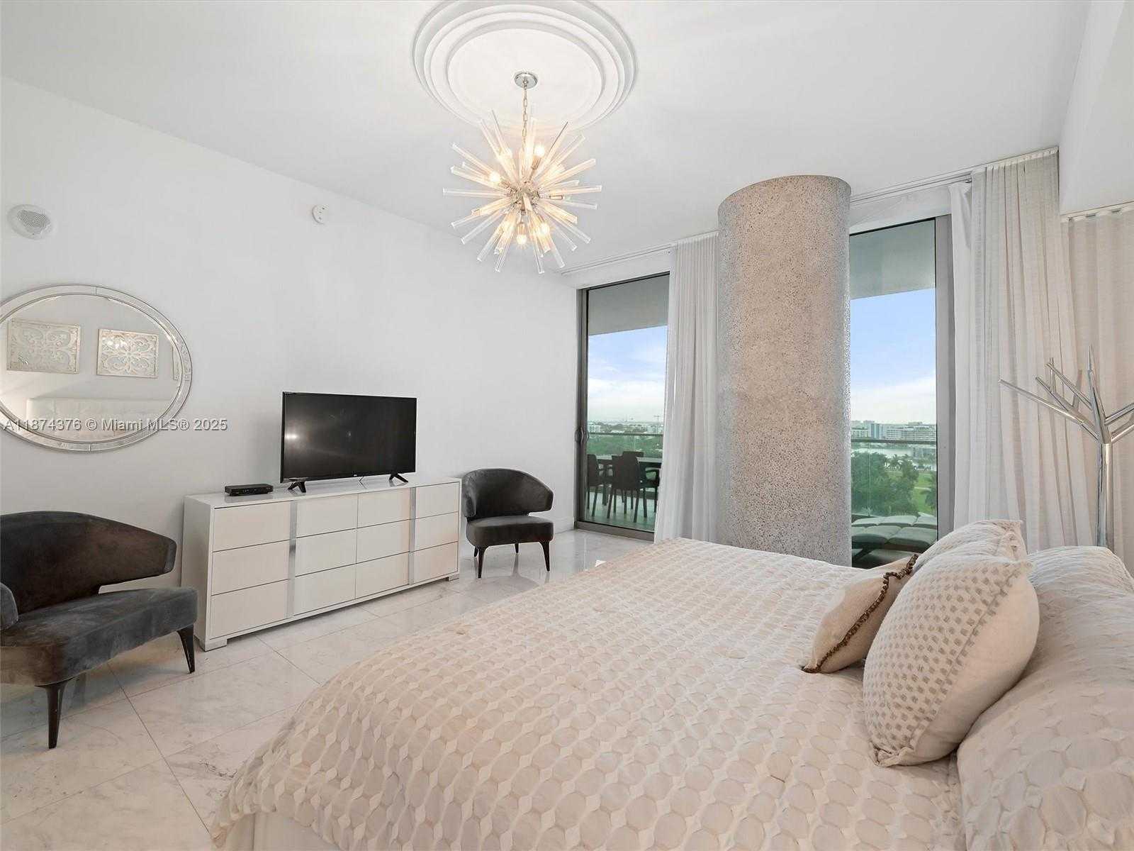 Small Image of 10203 COLLINS AVE #1105, Bal Harbour Number 12