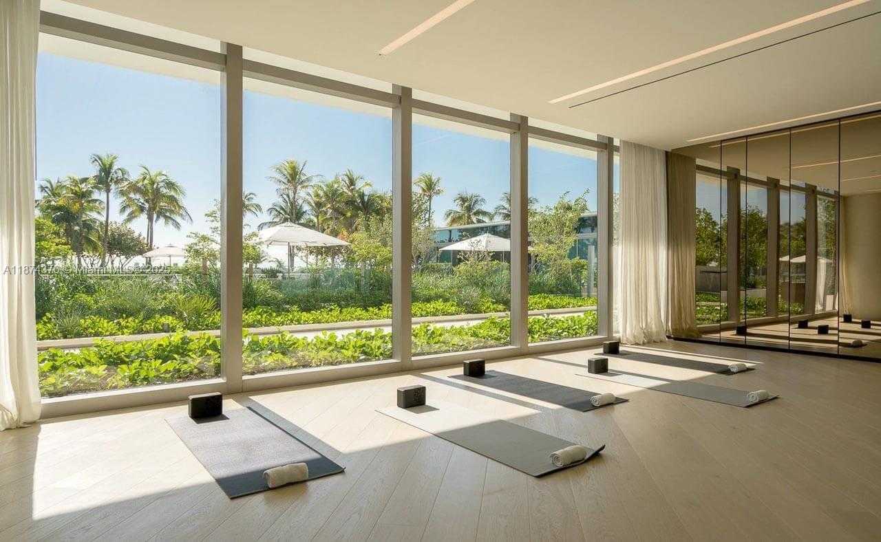 Small Image of 10203 COLLINS AVE #1105, Bal Harbour Number 33
