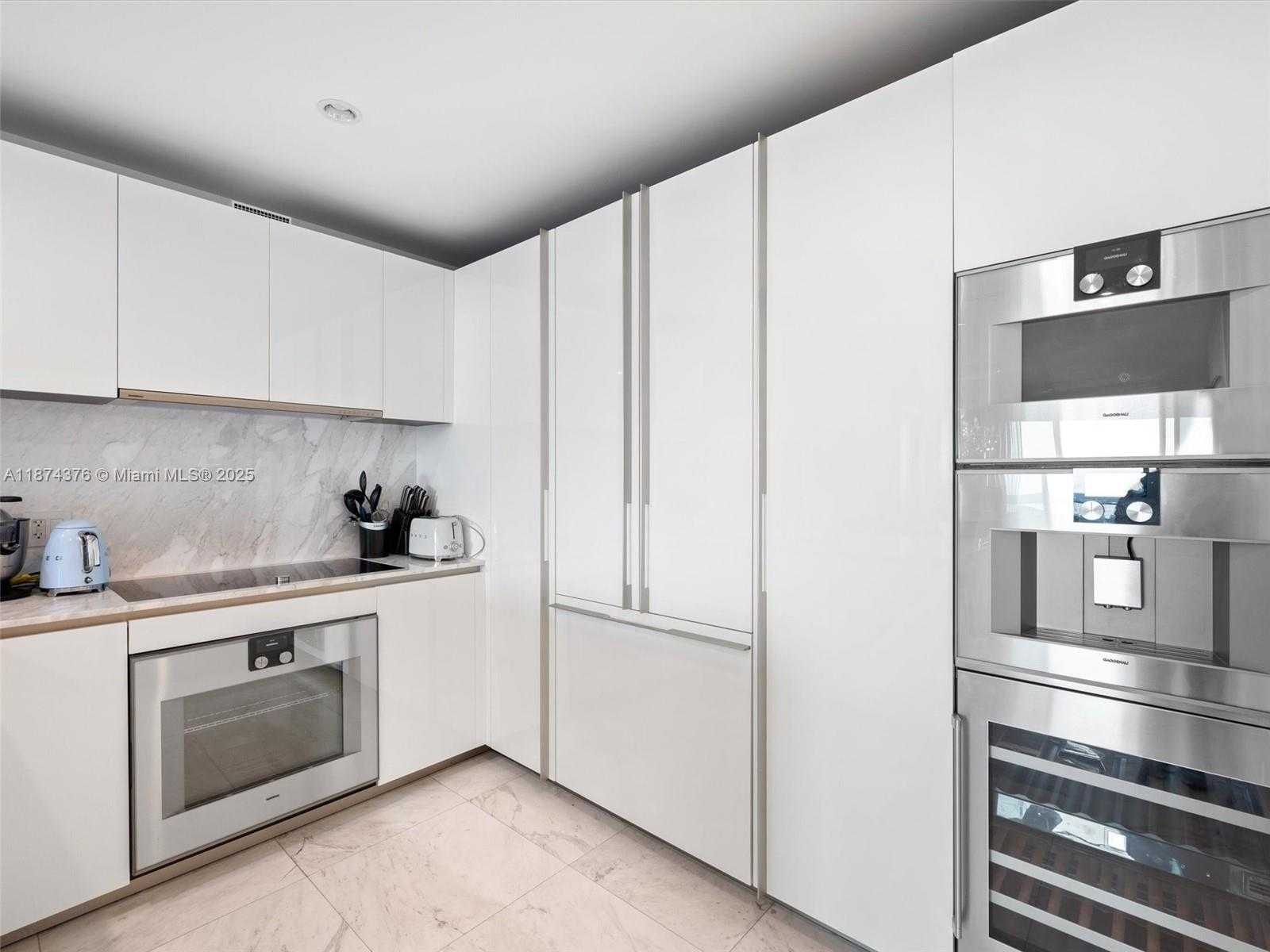 Small Image of 10203 COLLINS AVE #1105, Bal Harbour Number 9