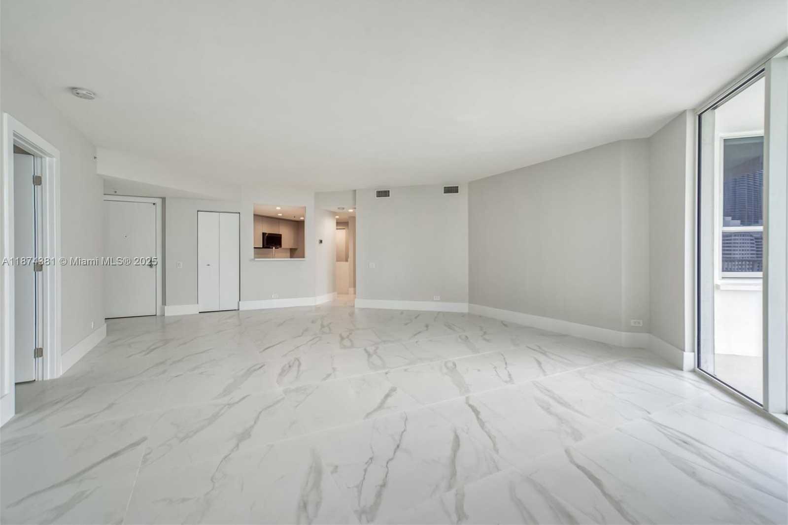 Small Image of 701 BRICKELL KEY BLVD #1512, Miami Number 6