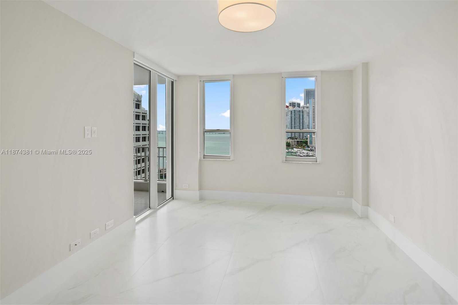 Small Image of 701 BRICKELL KEY BLVD #1512, Miami Number 8