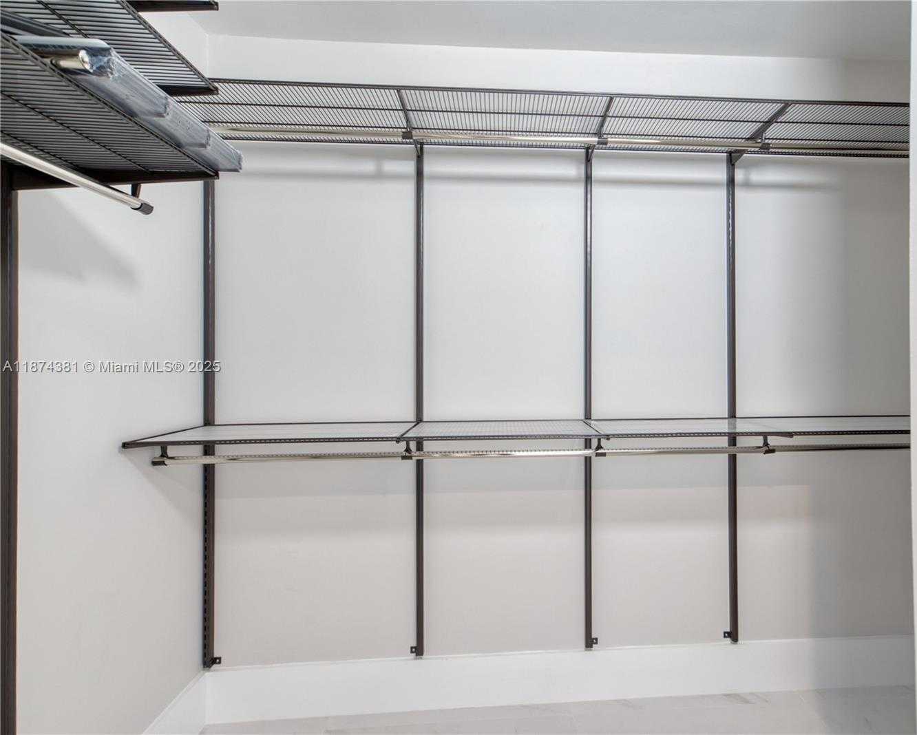 Small Image of 701 BRICKELL KEY BLVD #1512, Miami Number 9