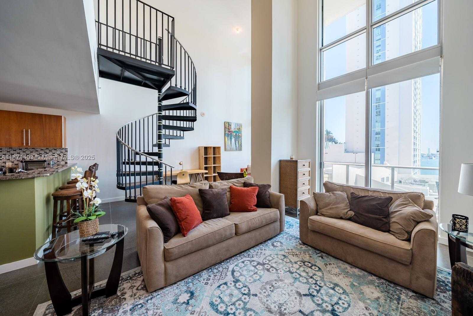 Small Image of 300 SOUTH BISCAYNE BLVD #L-1022, Miami Number 13