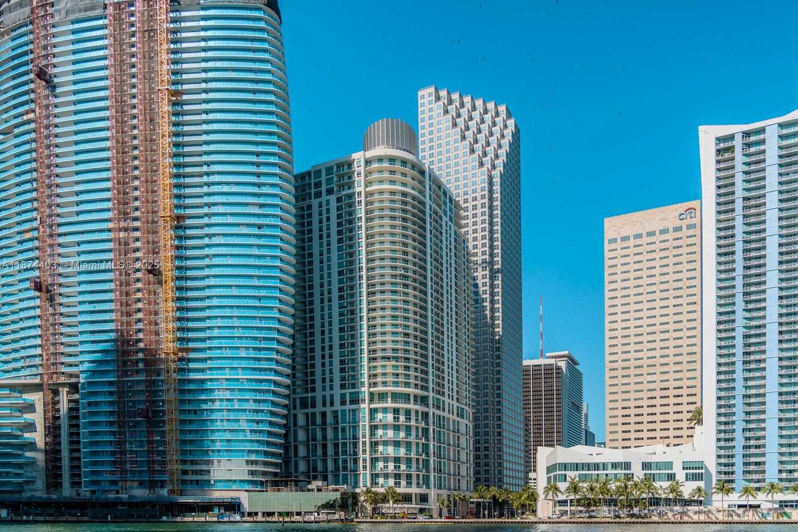 Small Image of 300 SOUTH BISCAYNE BLVD #L-1022, Miami Number 17
