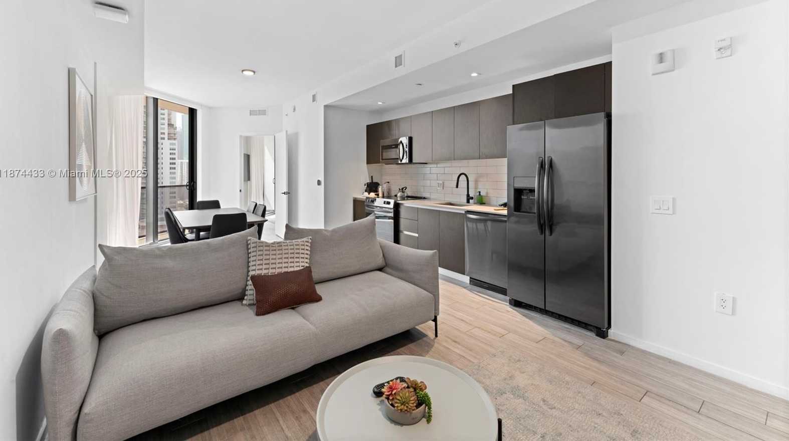 Small Image of 398 NORTH EAST 5TH ST #1514, Miami Number 4
